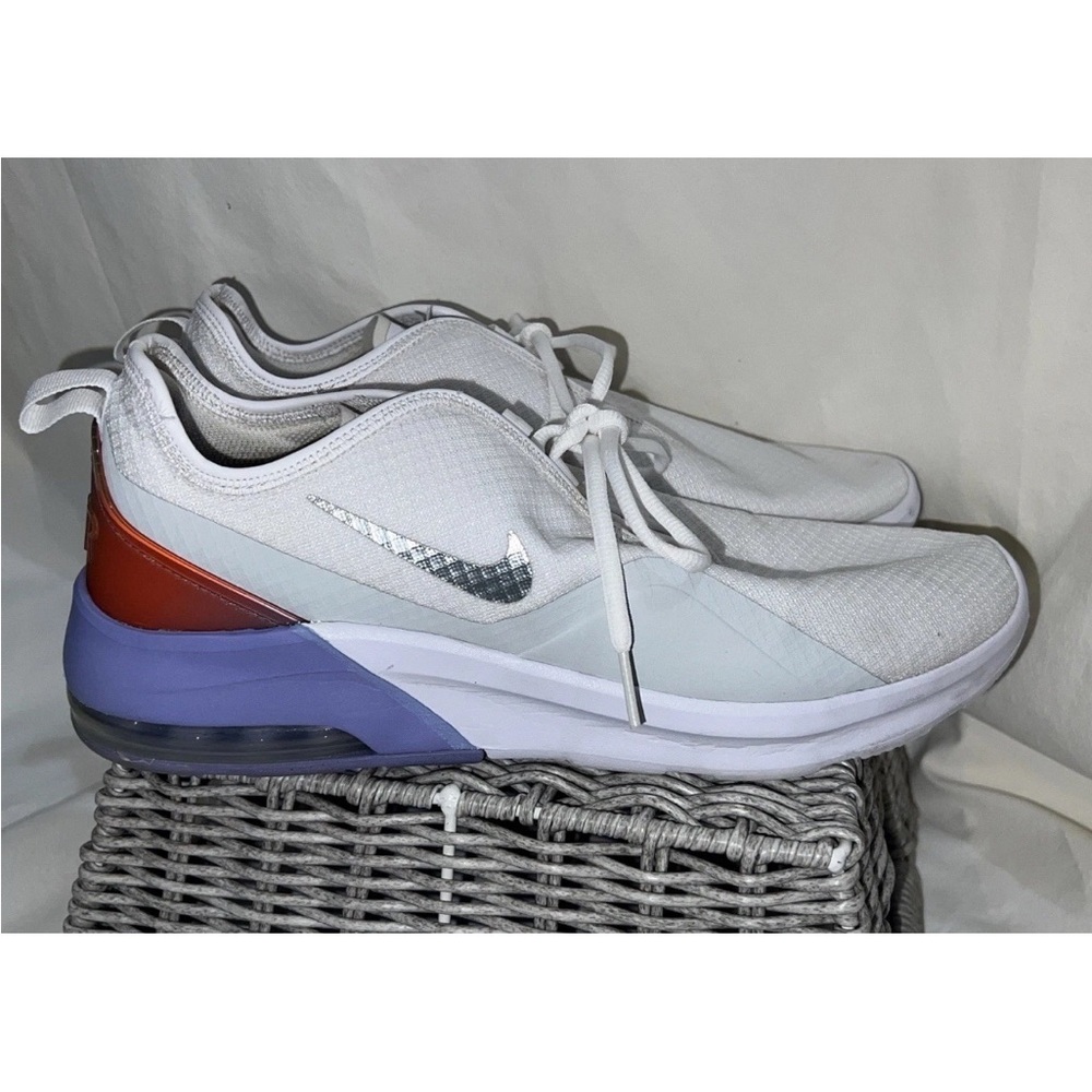 Nike Women's Air Max Motion 2 Size 12 Womens Purple And Red Heal - Picture 4 of 6